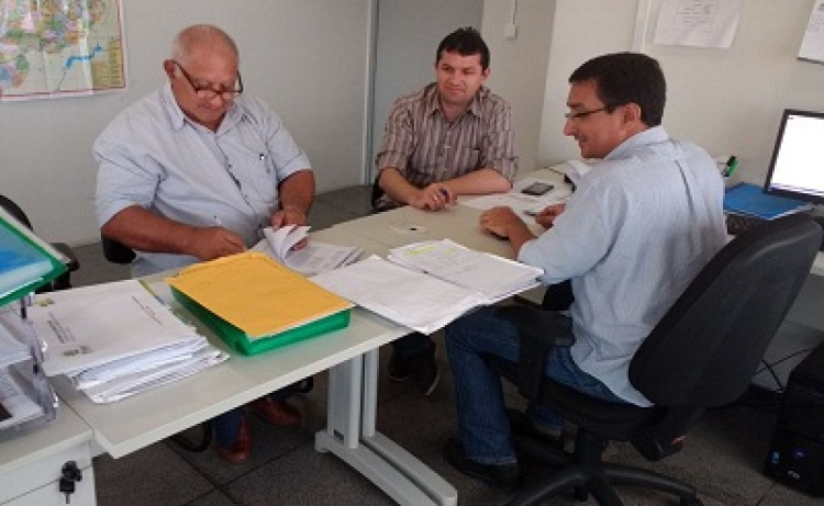 Prefeito Netinho (PSD) assinado termo de cooperação junto ao Diretor do CDSOL, José Cardoso 