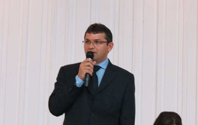 Ronnivom de Sousa Lima  - Presidente da Avep Ronnivom de Sousa Lima  - Presidente da Avep