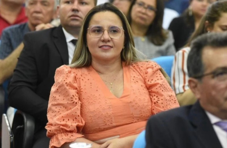 Prefeita Gabiela Coelho foi agredida na região do rosto/Reprodução 