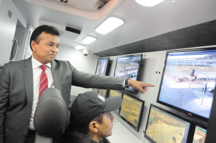 O sistema de monitoramento eletrônico auxilia a polícia no trabalho de prevenção e combate à criminalidade (Foto:Marcelo Cardoso) 