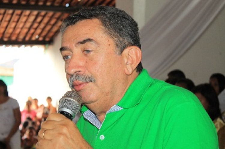 Prefeito Lincoln Matos (PTB)