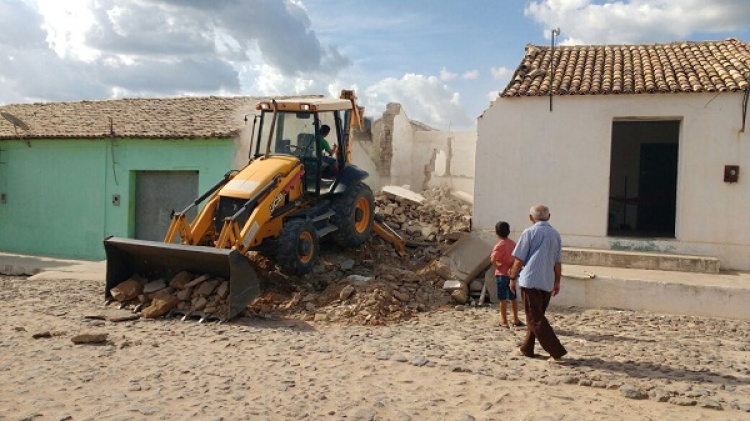 Início dos serviços de infraestrutura urbana 