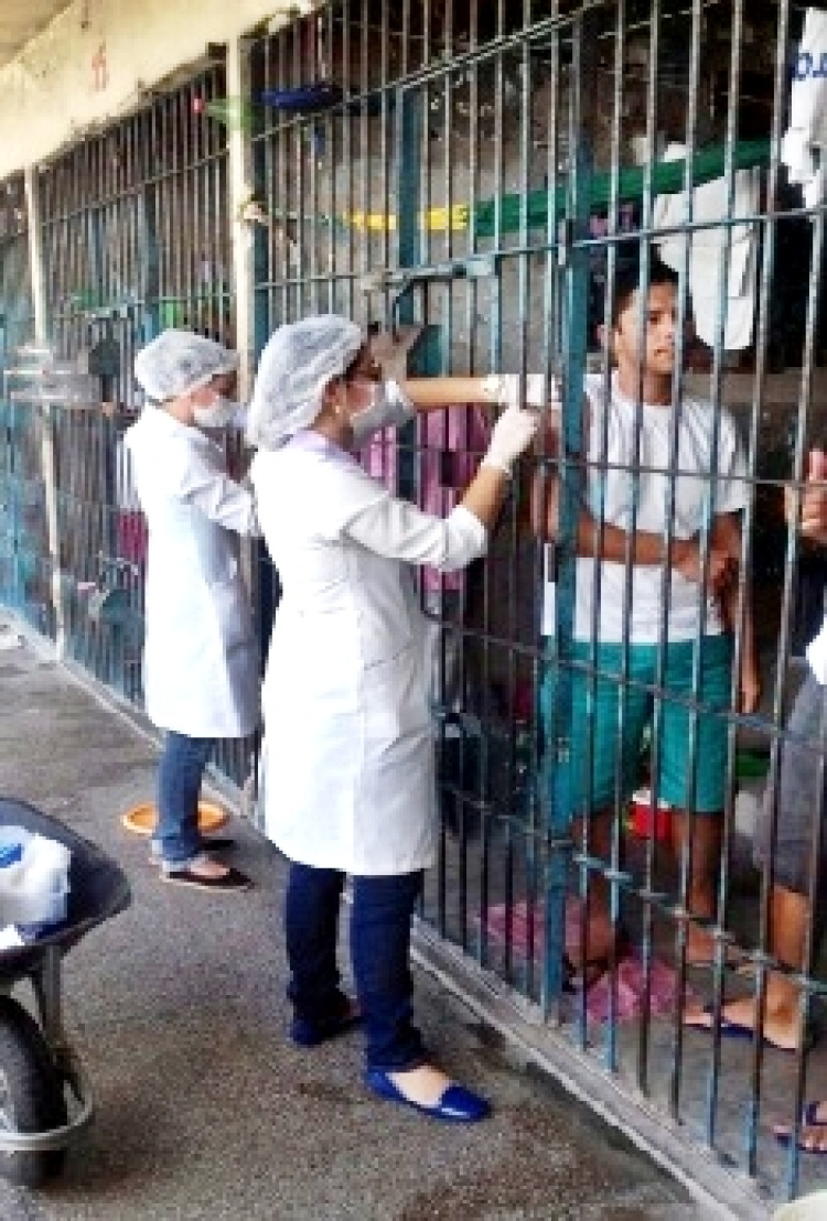 Detentos do Piauí são vacinados contra H1N1 (Foto:Israell Rêgo)