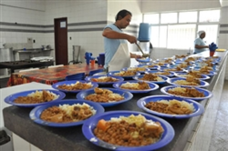 MERENDA escolar está com valor defasado desde 2012