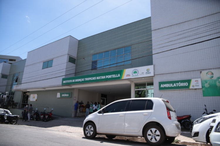 Paciente estava internado em hospital de Teresina /  Reprodução