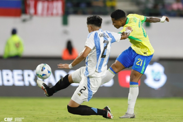 Equilíbrio marcou o confronto Brasil x Argentina, pelo hexagonal do Sul-Americano Sub-20 - Rafael Ribeiro / CBF