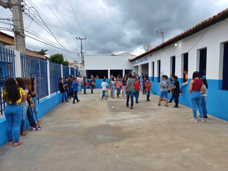 Escola Municipal de Assunção do Piauí/Foto: Jornalista Valter Lima 